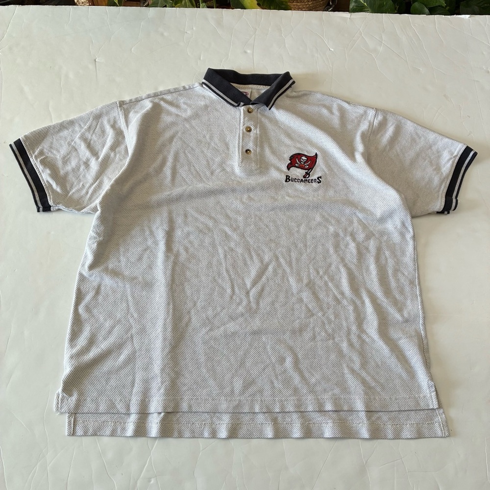 001 - VINTAGE 90s TAMPA BAY BUCCANEERS NFL FOOTBALL POLO T SHIRT